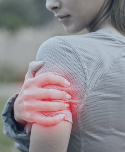 Radiating Pain Chiropractic Treatment performed by Chiropractor in New York City NYC