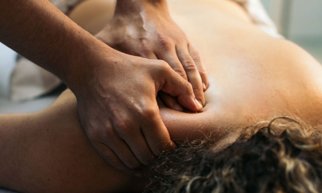 Chiropractic care and natural strategies supporting nervous system regulation for chronic back pain relief